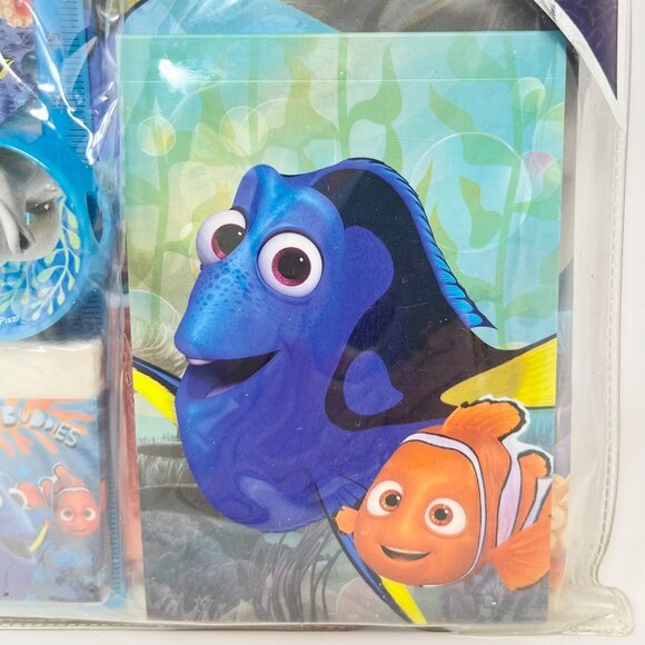 Disney Finding Dory Stationary Set & 2 Pencil Pouches Gift Bundle 2016 - 3 Pcs - Picture 8 of 16